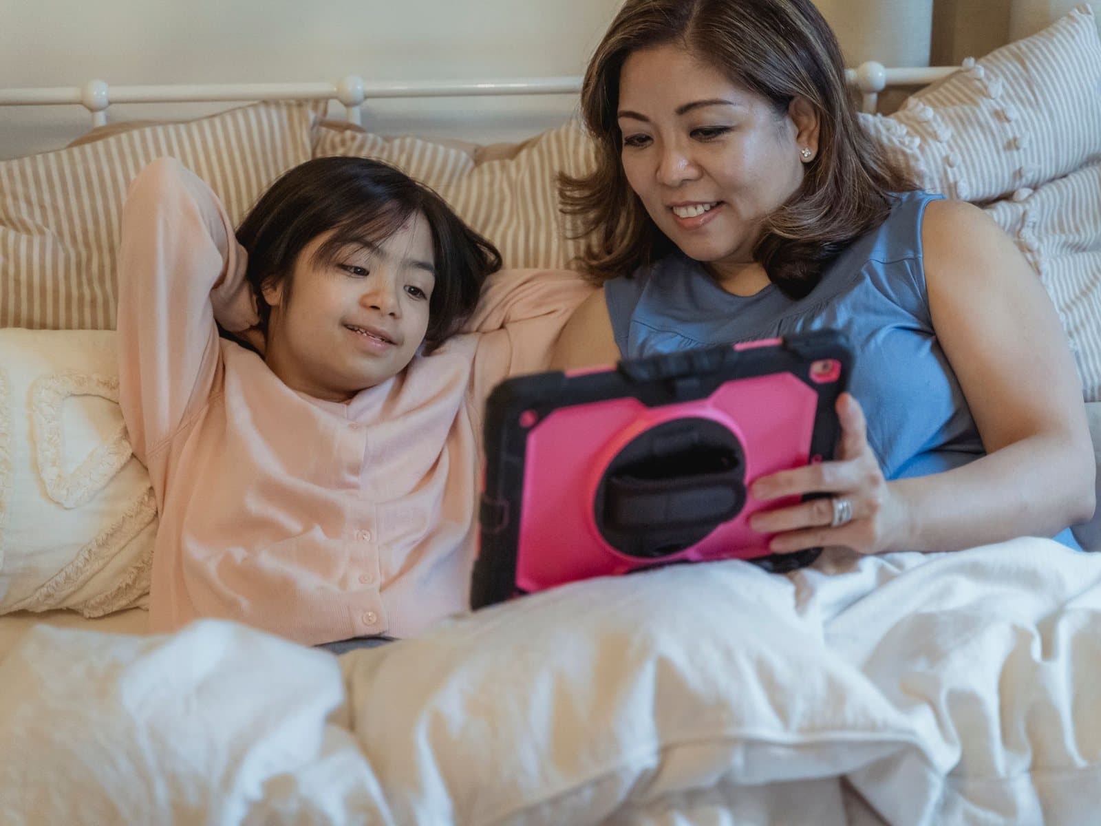 Raising responsible children in a digital world